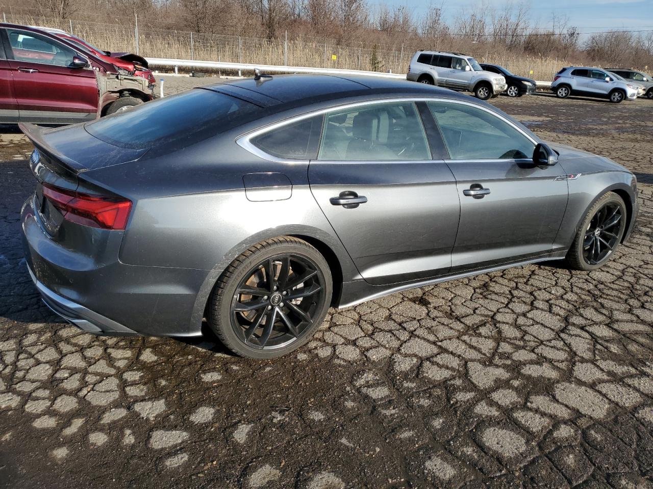 Obraz 3 z 2021 AUDI A5 PREMIUM PLUS 45 2021 z VIN WAUFACF56MA041922