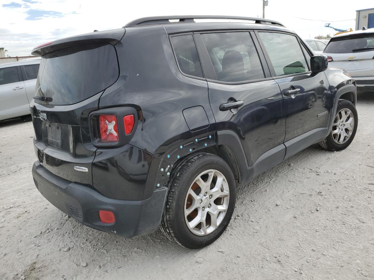 Image 3 of 2017 JEEP RENEGADE LATITUDE 2017 with VIN ZACCJABB4HPG26848