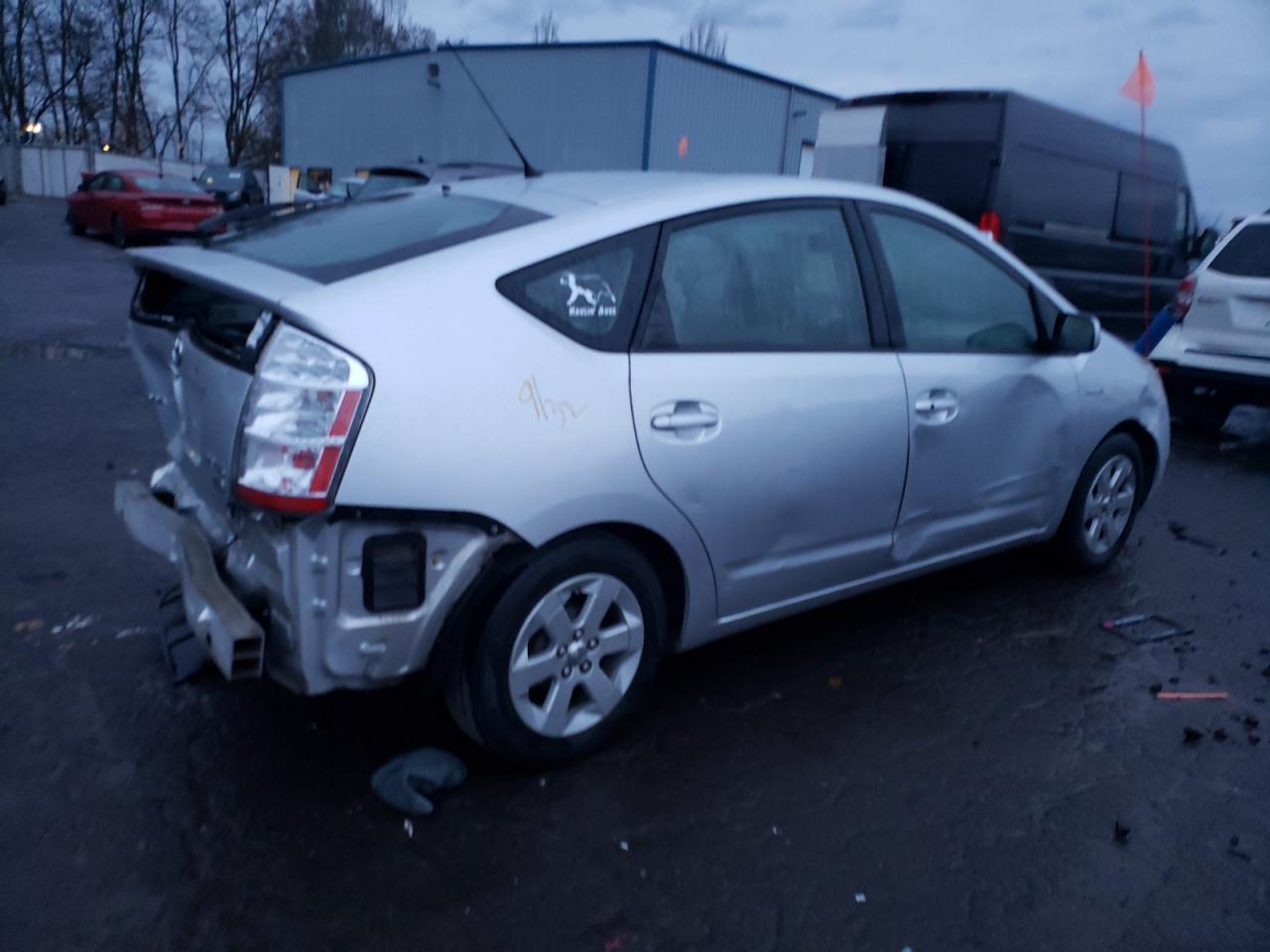 Image 3 of 2007 TOYOTA PRIUS  2007 with VIN JTDKB20U877586885