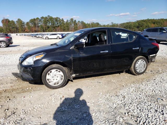 Obraz 1 z 2019 NISSAN VERSA S 2019 z VIN 3N1CN7AP7KL845701
