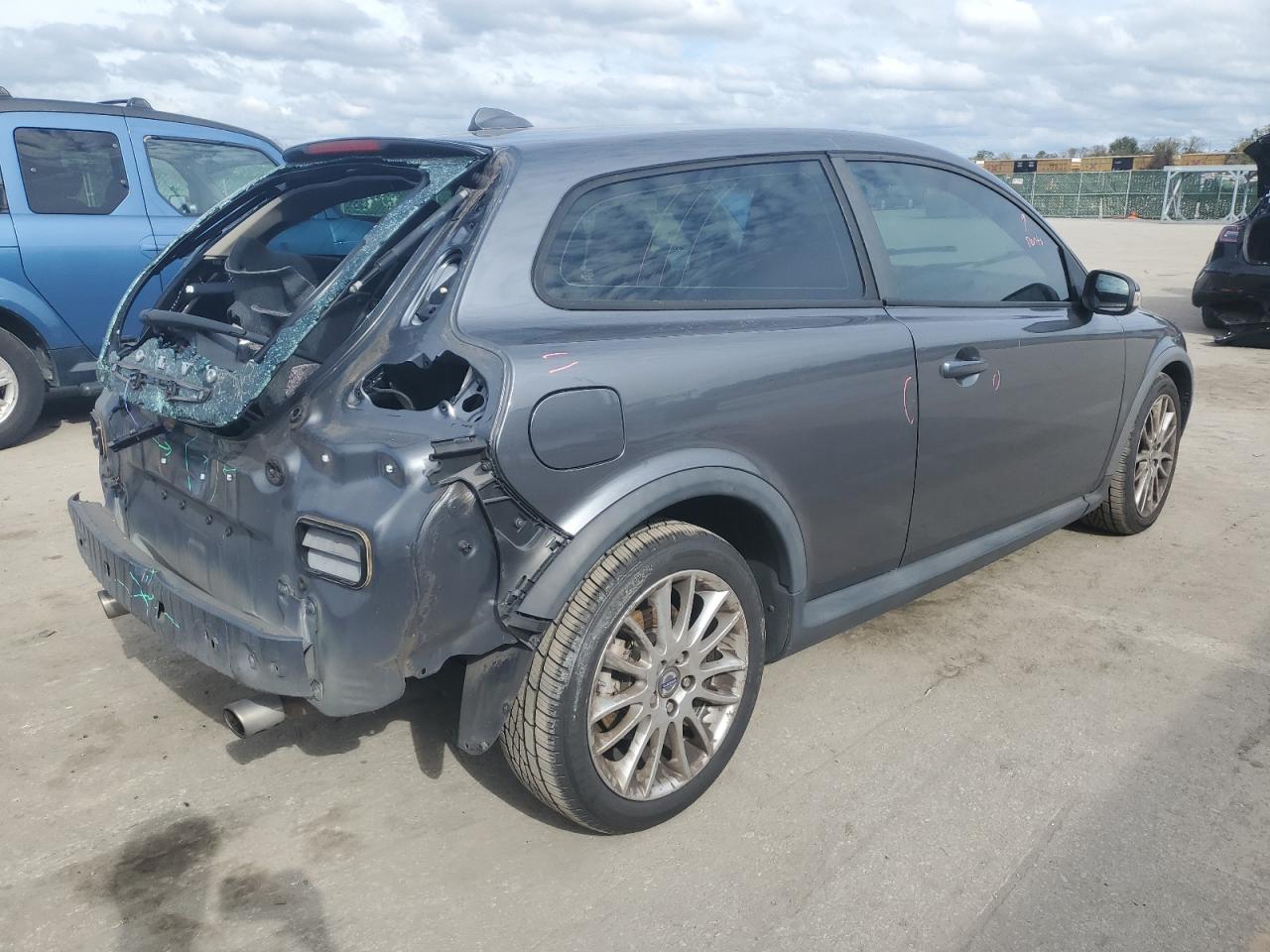Изображение 3 2010 VOLVO C30 T5 2010 с VIN YV1672MK3A2179955