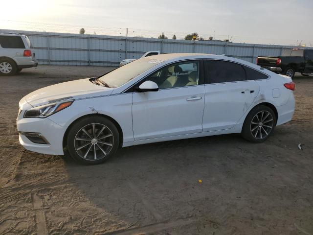 Obraz 1 z 2015 HYUNDAI SONATA SE 2015 z VIN 5NPE24AF8FH122076