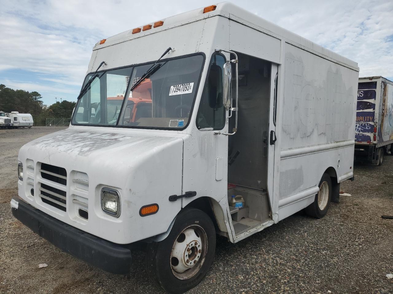 Изображение 2 2004 WORKHORSE CUSTOM CHASSIS FORWARD CONTROL CHASSIS P4500 2004 с VIN 5B4KP42Y043384709