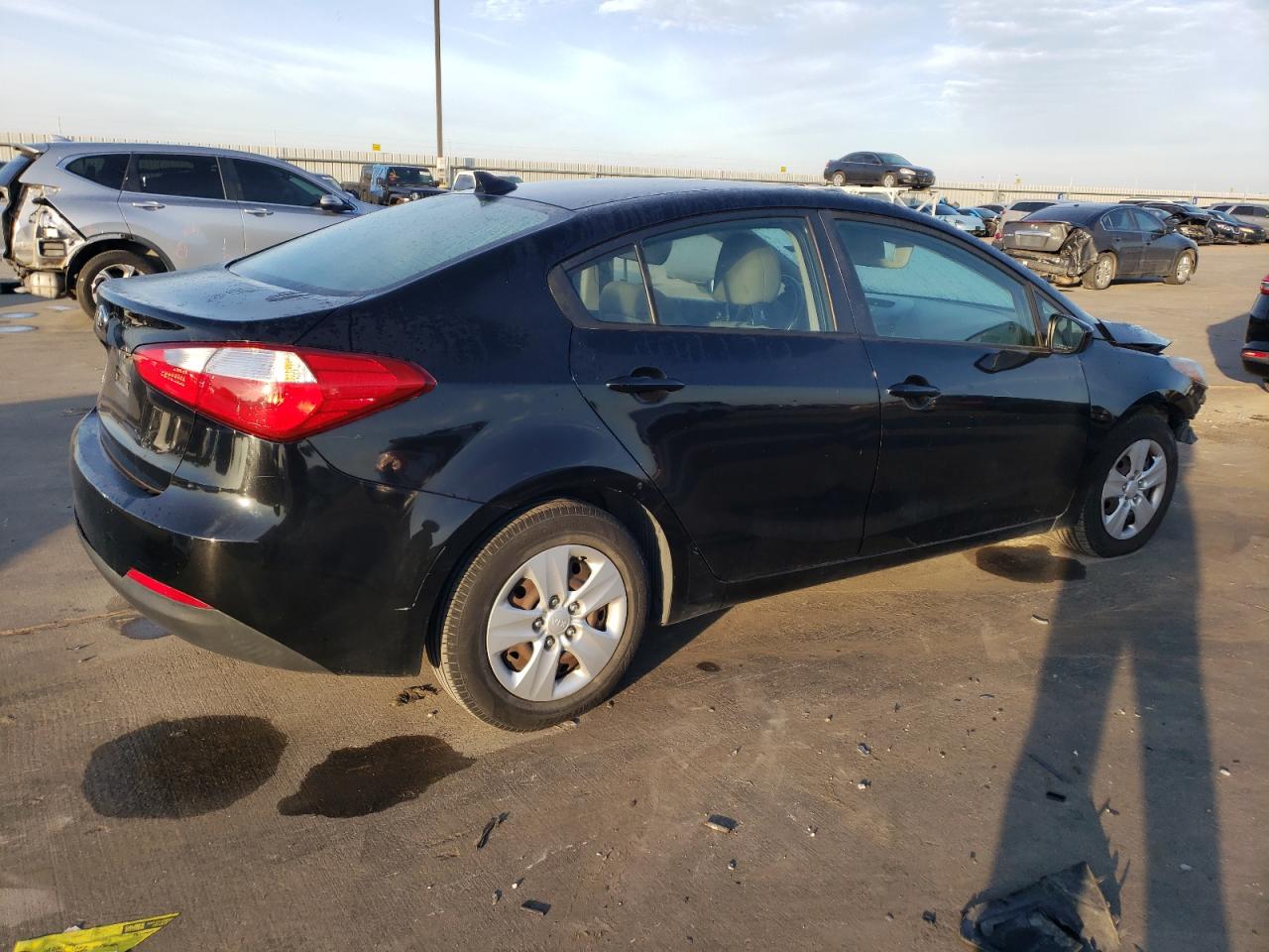 Изображение 3 2016 KIA FORTE LX 2016 с VIN KNAFK4A69G5539581