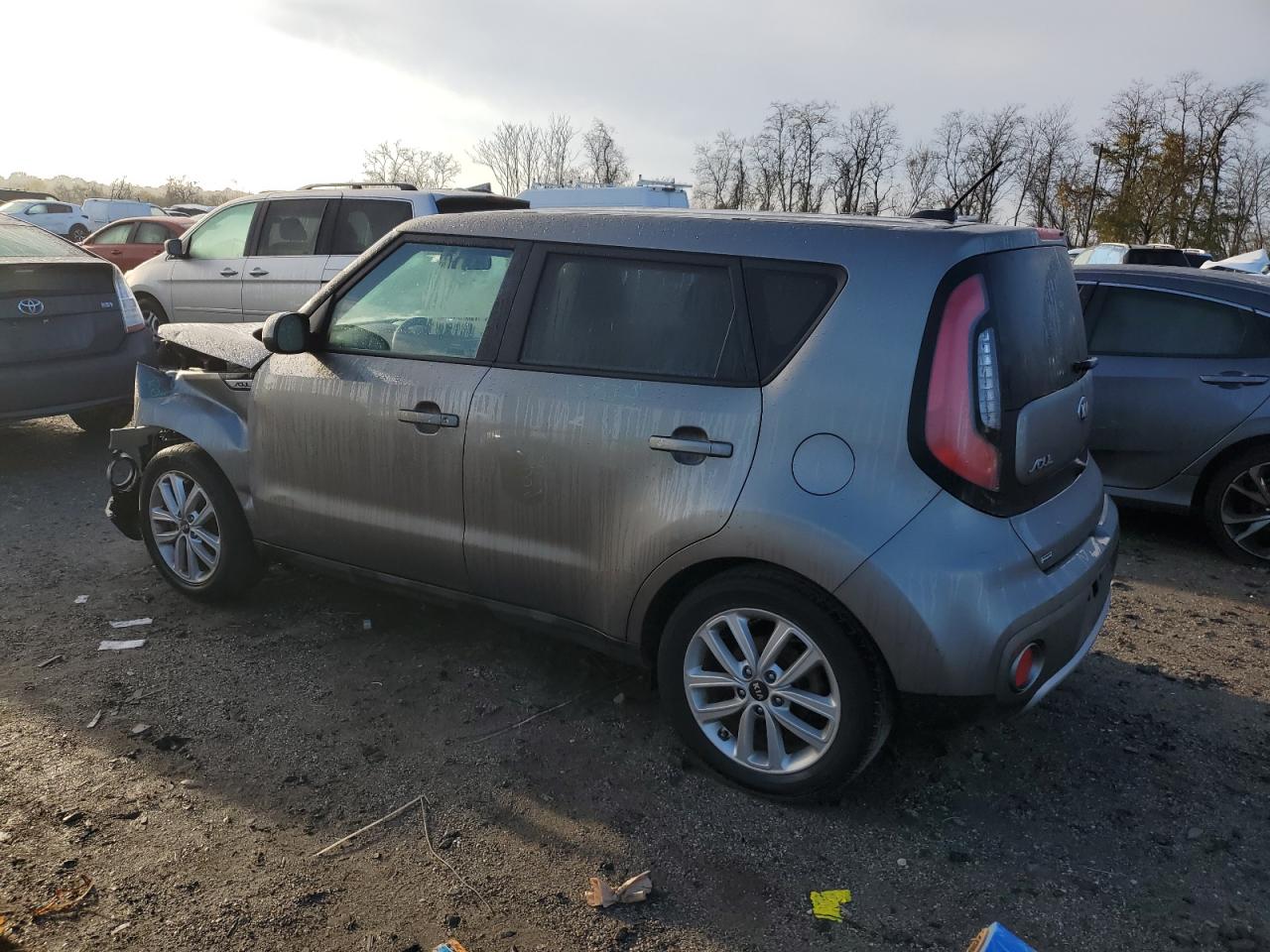 Image 2 of 2018 KIA SOUL + 2018 with VIN KNDJP3A53J7607398
