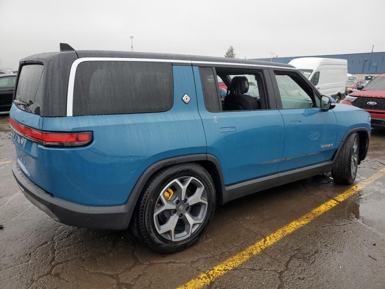 Image 3 of 2023 RIVIAN R1S LAUNCH EDITION 2023 with VIN 7PDSGABL4PN003586