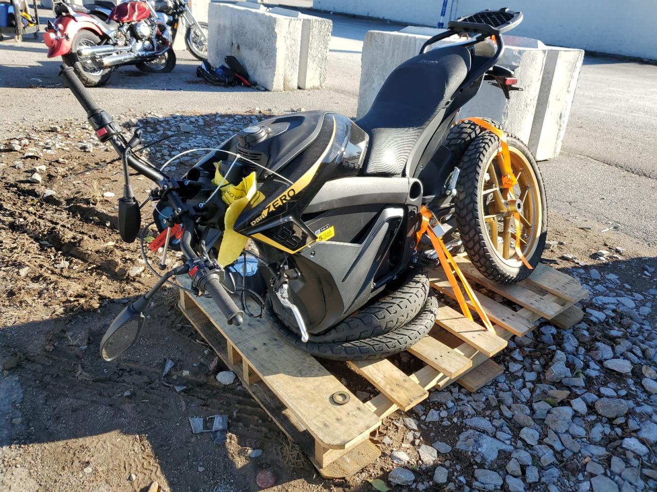 Изображение 2 2020 ZERO MOTORCYCLES INC DSR  2020 с VIN 538SDJZ68LCG12728