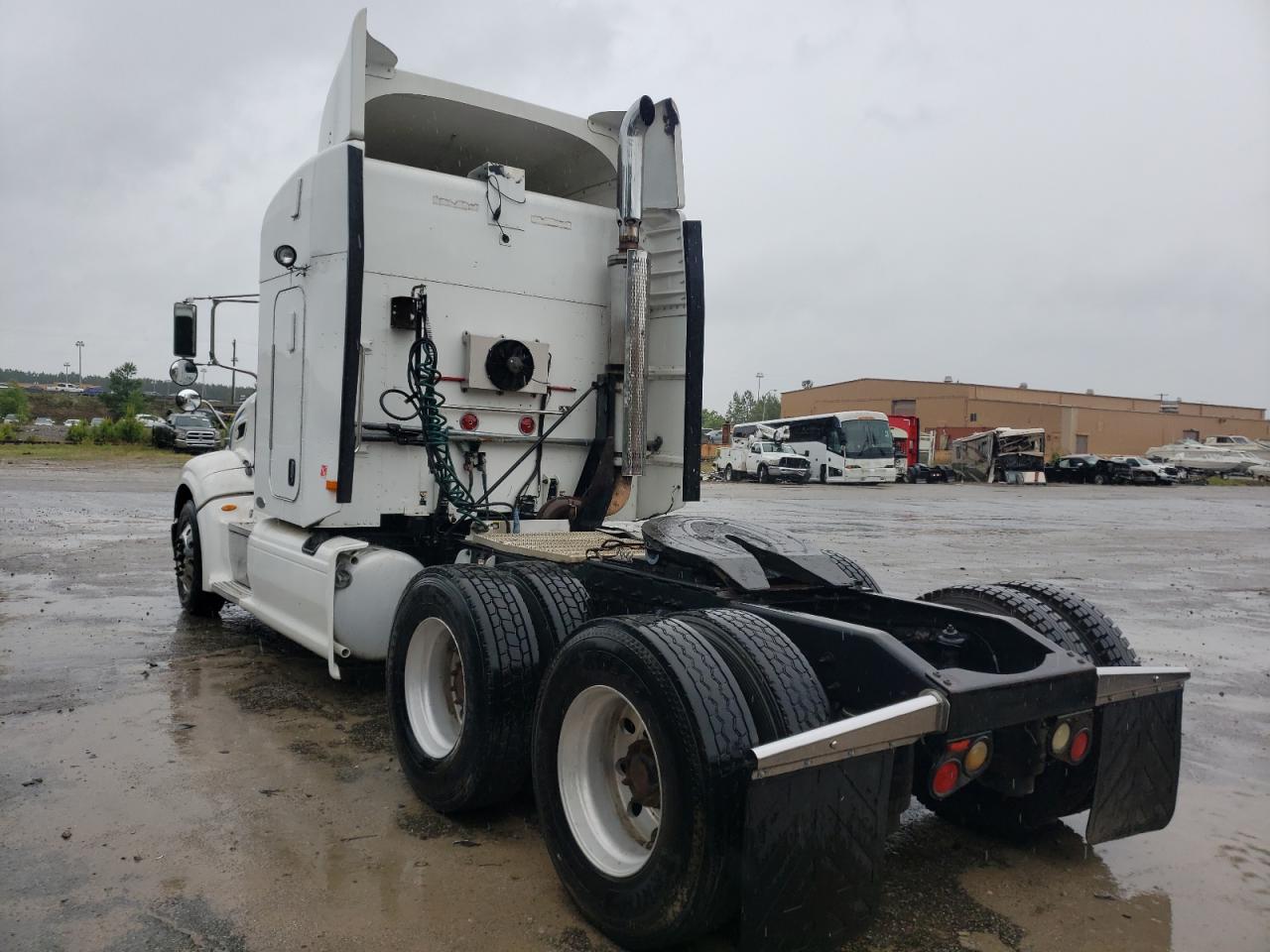 Изображение 2 2009 PETERBILT 386  2009 с VIN 1XPHD49X39D786394