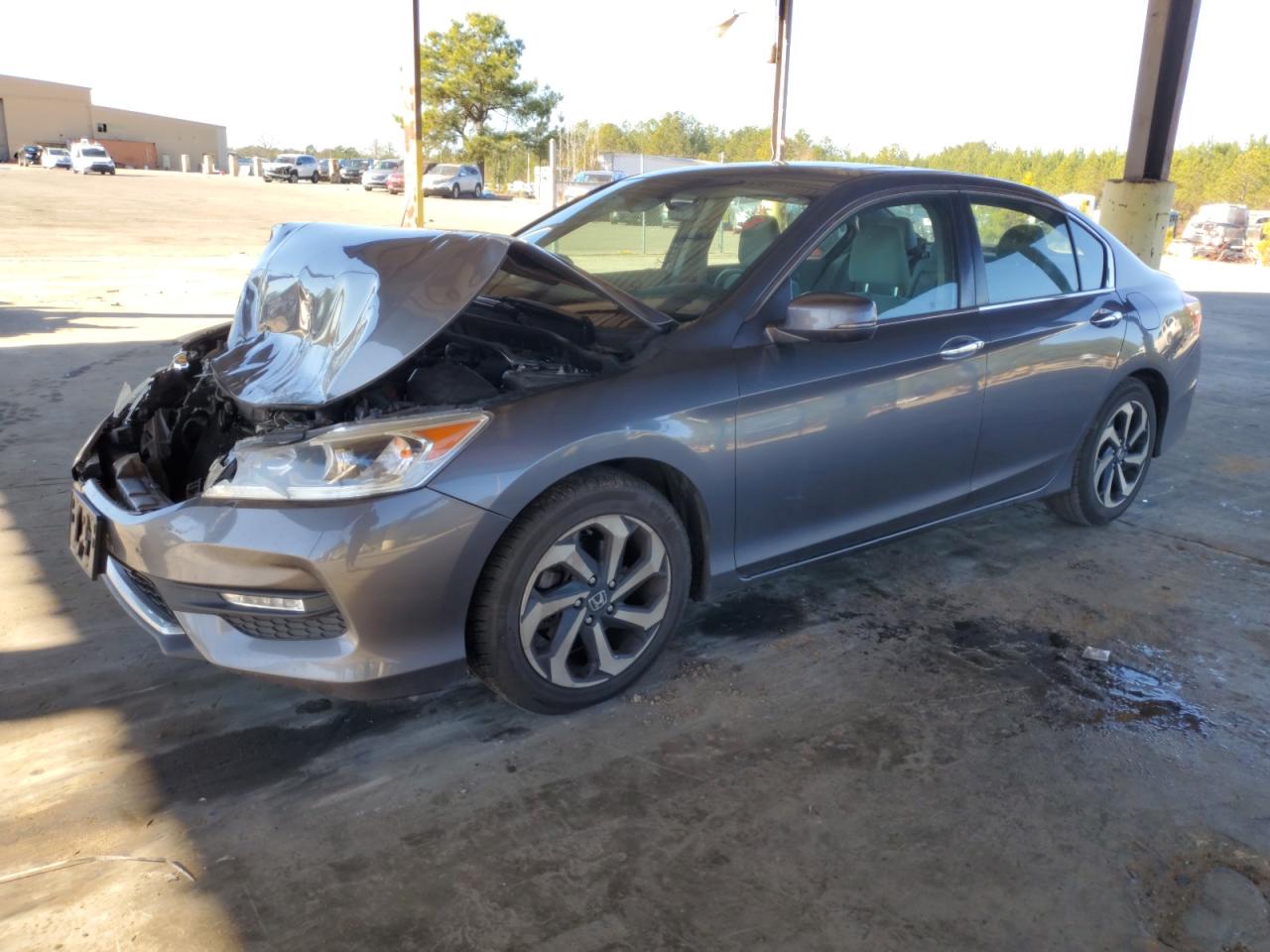 Image 1 of 2017 HONDA ACCORD EX 2017 with VIN 1HGCR2F7XHA095239
