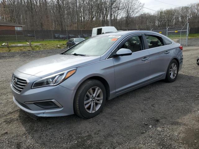 Image 1 of 2016 HYUNDAI SONATA SE 2016 with VIN 5NPE24AFXGH335922