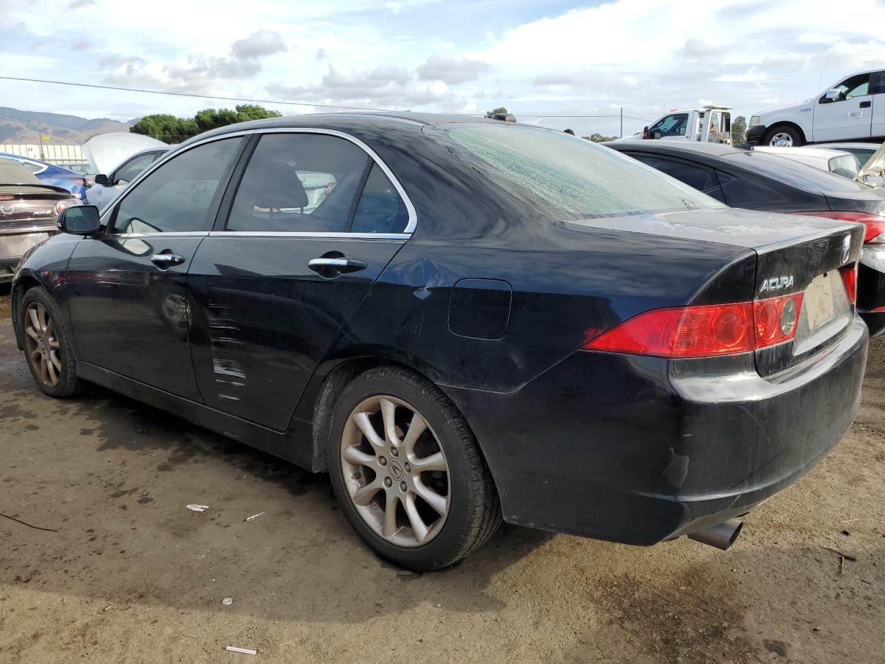 Image 2 of 2008 ACURA TSX  2008 with VIN JH4CL96938C012652