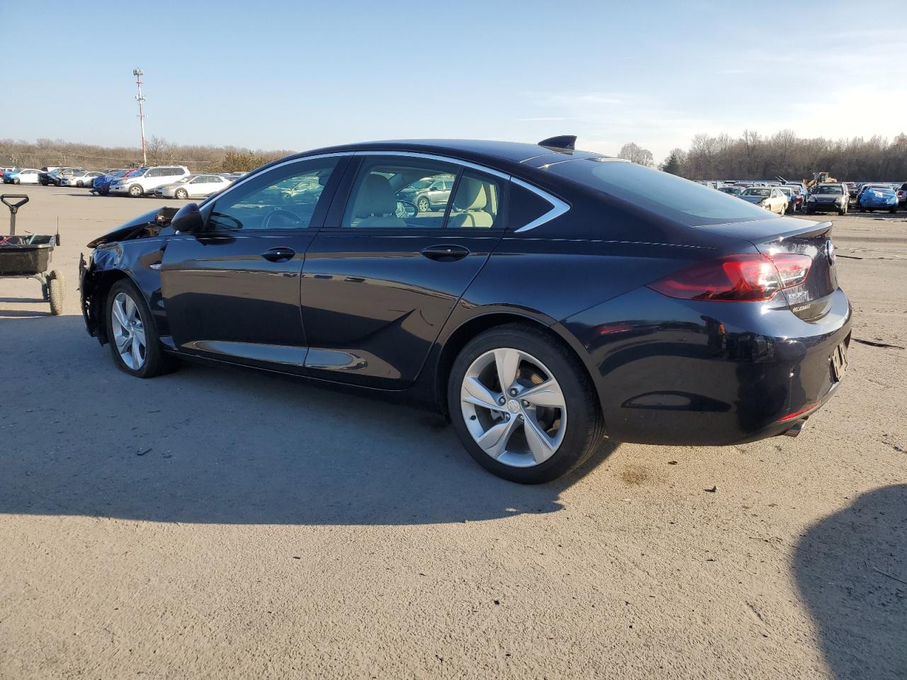 Изображение 2 2018 BUICK REGAL PREFERRED 2018 с VIN W04GL6SX7J1078364