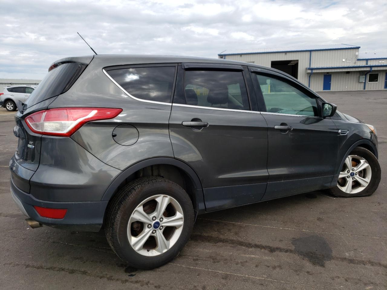Image 3 of 2016 FORD ESCAPE SE 2016 with VIN 1FMCU9GX5GUA79611