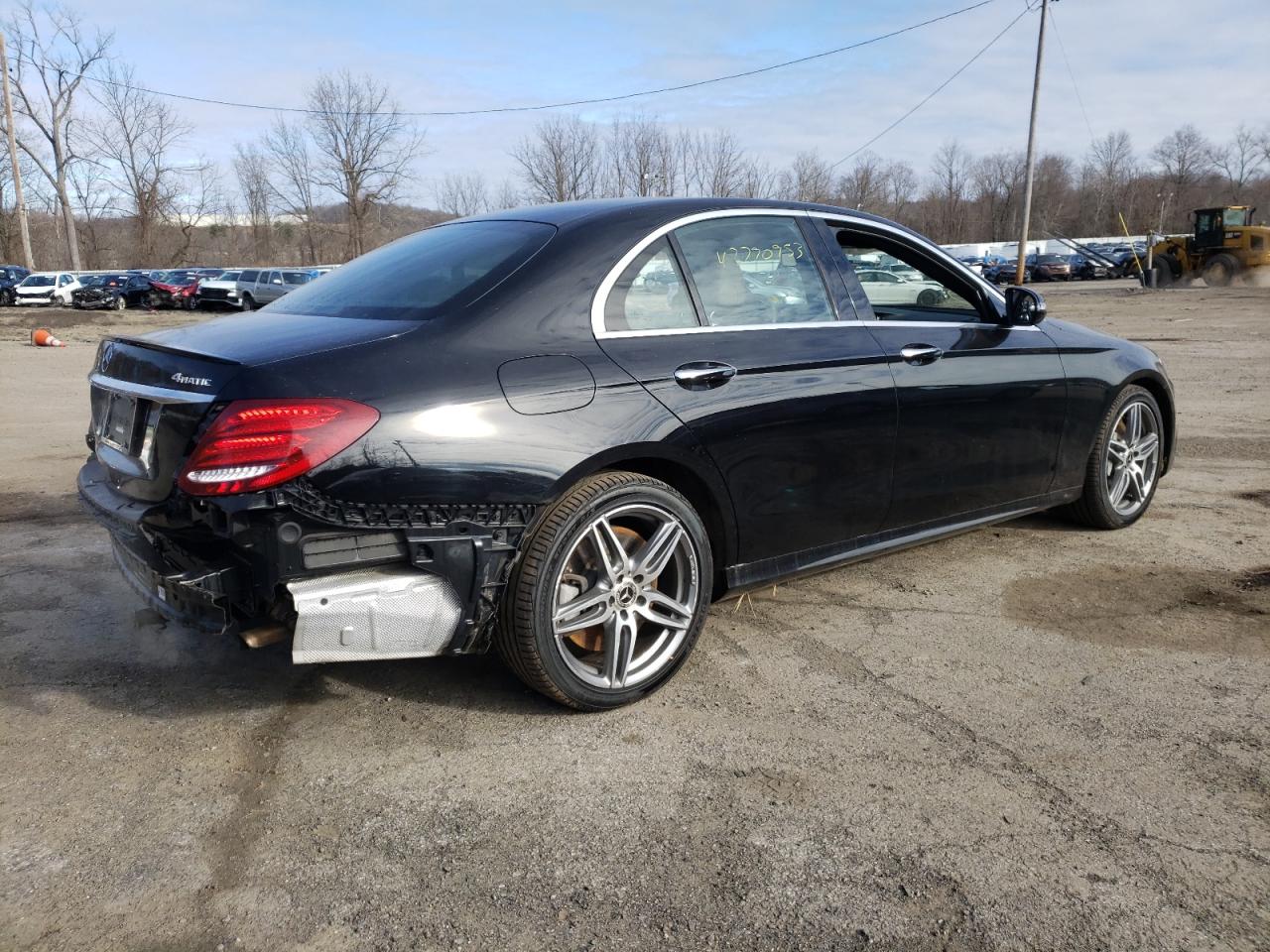 Image 3 of 2018 MERCEDES-BENZ E 400 4MATIC 2018 with VIN WDDZF6GB1JA362551