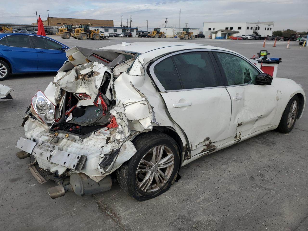Image 3 of 2011 INFINITI G25 BASE 2011 with VIN JN1DV6AP5BM602747