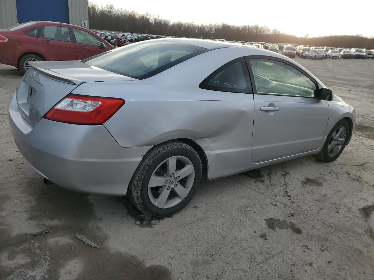 Изображение 3 Honda Civic Exl 2008 с VIN 2HGFG12938H578237