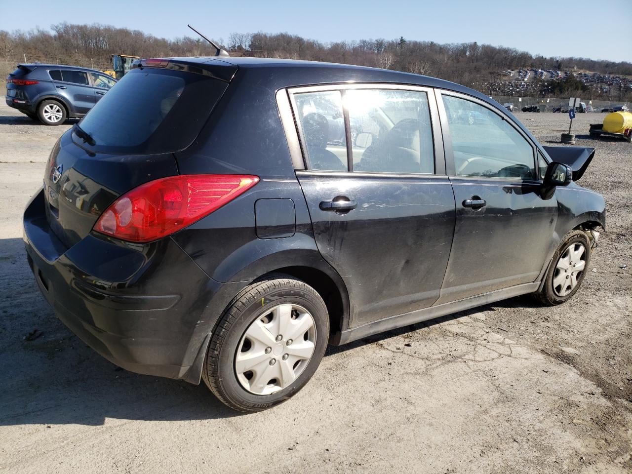 Image 3 of 2007 NISSAN VERSA S 2007 with VIN 3N1BC13E07L393804