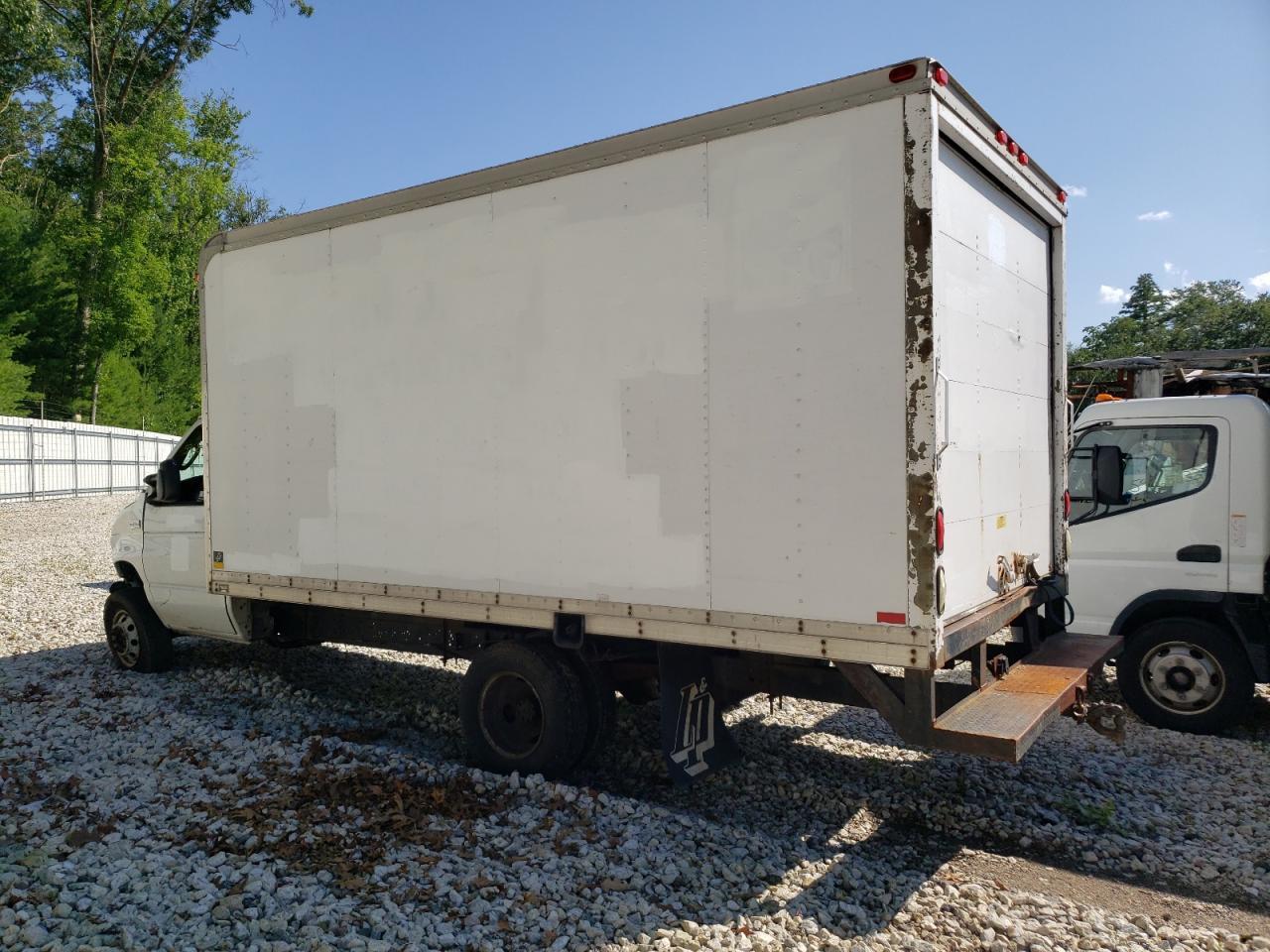 Image 2 of 2006 FORD ECONOLINE E350 SUPER DUTY CUTAWAY VAN 2006 with VIN 1FDWE35P46DA68186