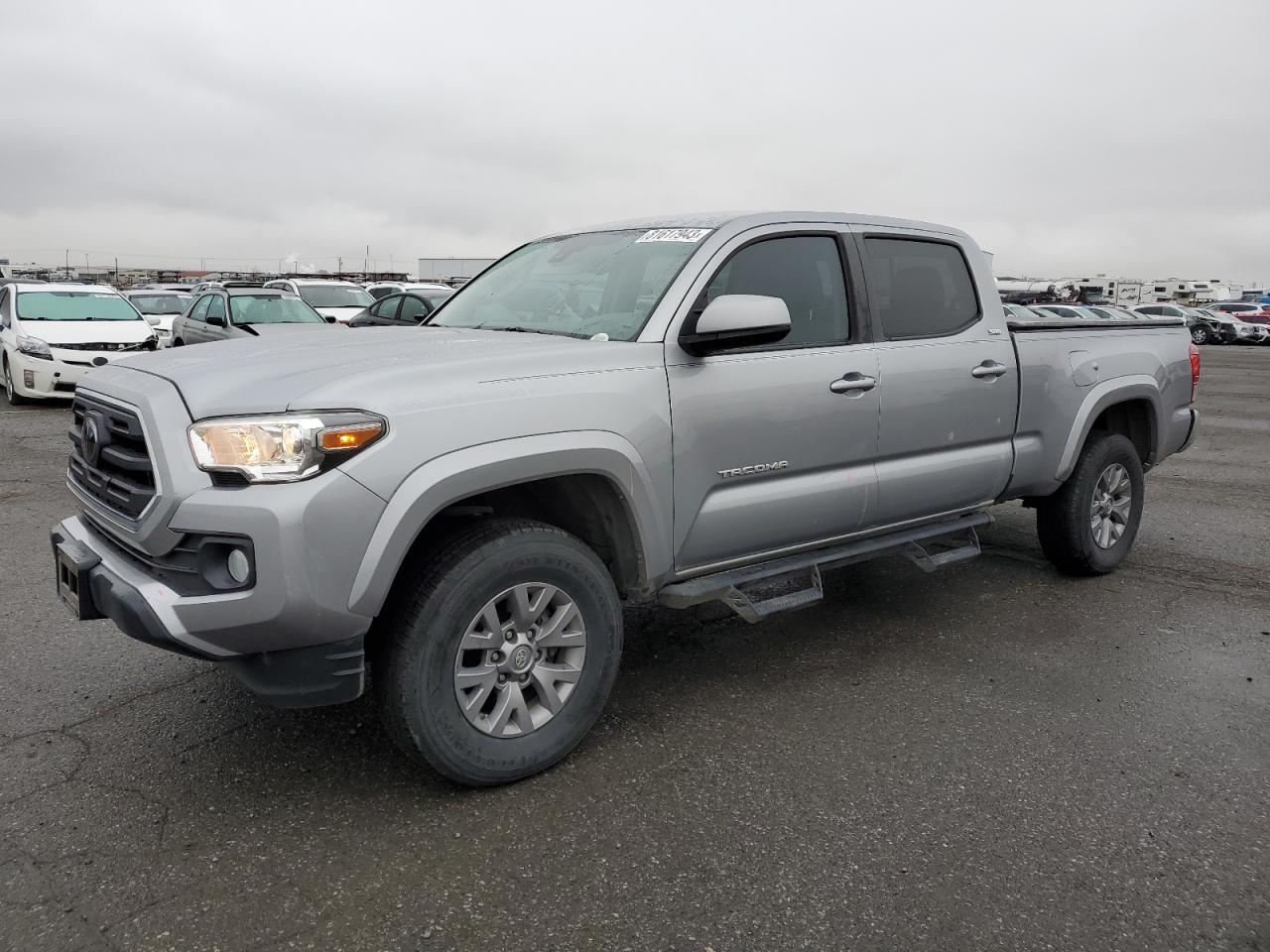 Image 1 of 2019 TOYOTA TACOMA DOUBLE CAB 2019 with VIN 3TMDZ5BN6KM069112