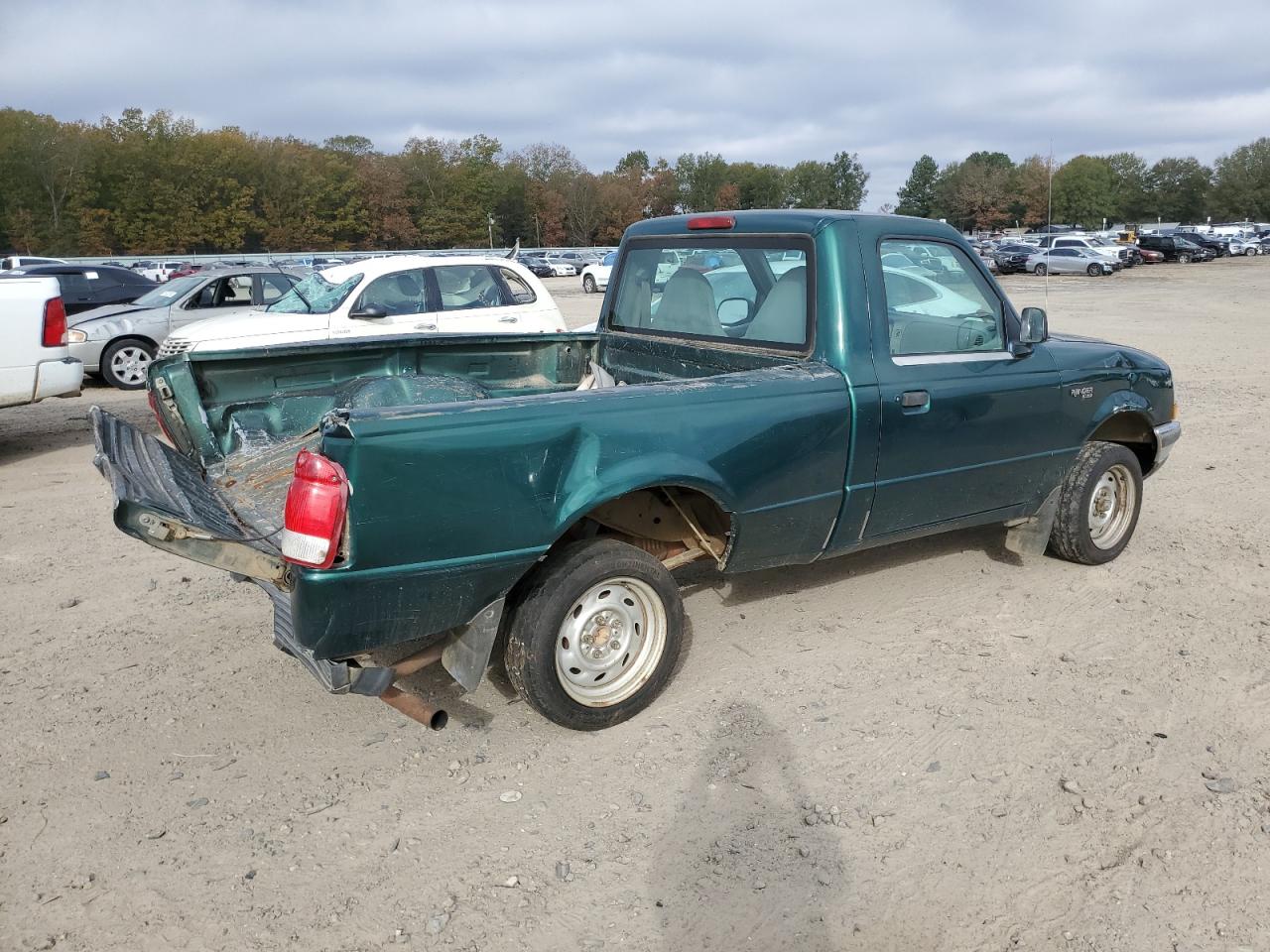 Изображение 3 2000 FORD RANGER  2000 с VIN 1FTYR10V4YTA56401