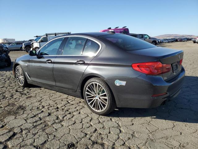Obraz 2 z 2020 BMW 530E  2020 z VIN WBAJA9C08LCE05625