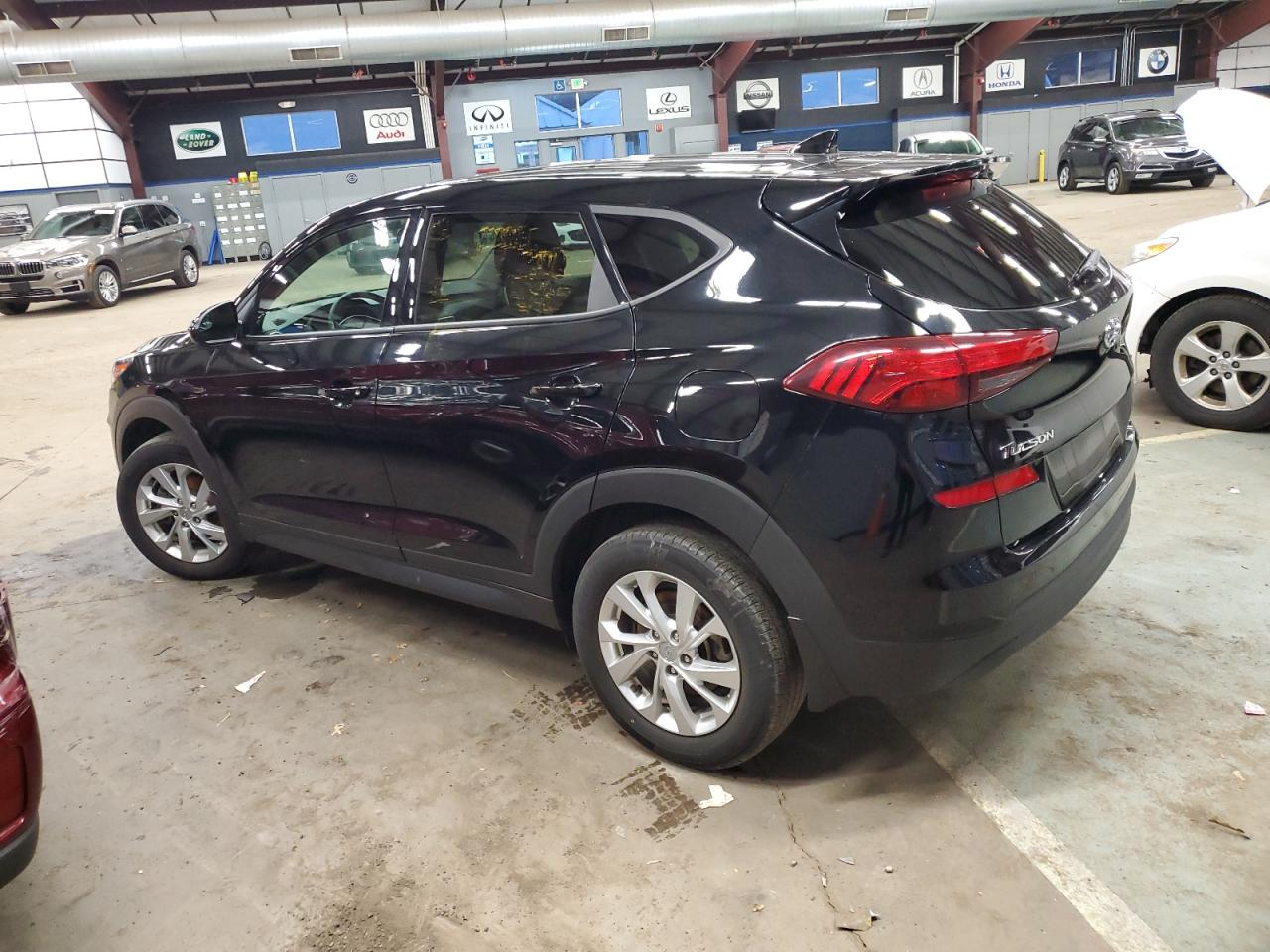 Изображение 2 2020 HYUNDAI TUCSON SE 2020 с VIN KM8J2CA44LU281052