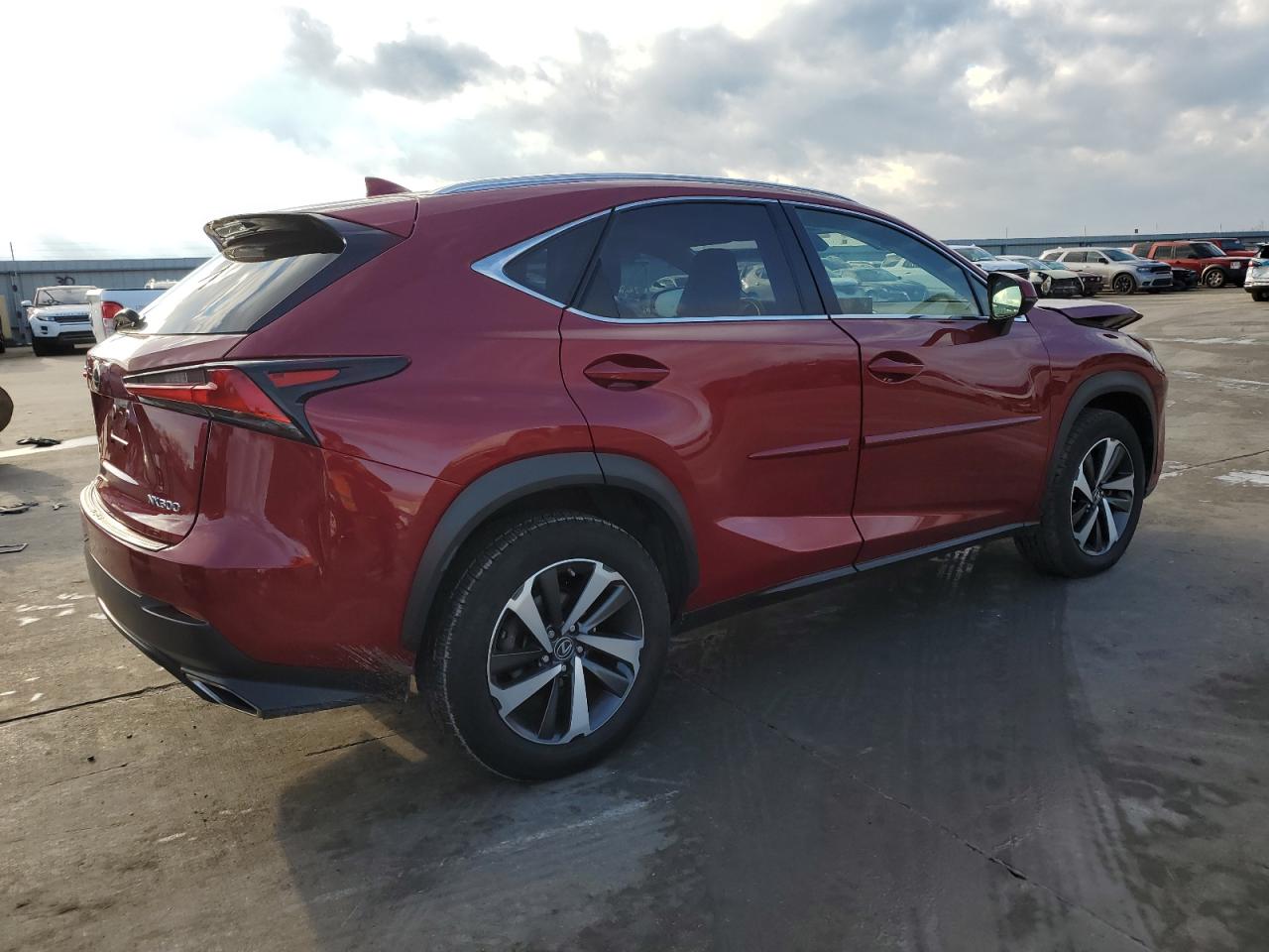 Изображение 3 2018 LEXUS NX 300 BASE 2018 с VIN JTJYARBZ4J2090773