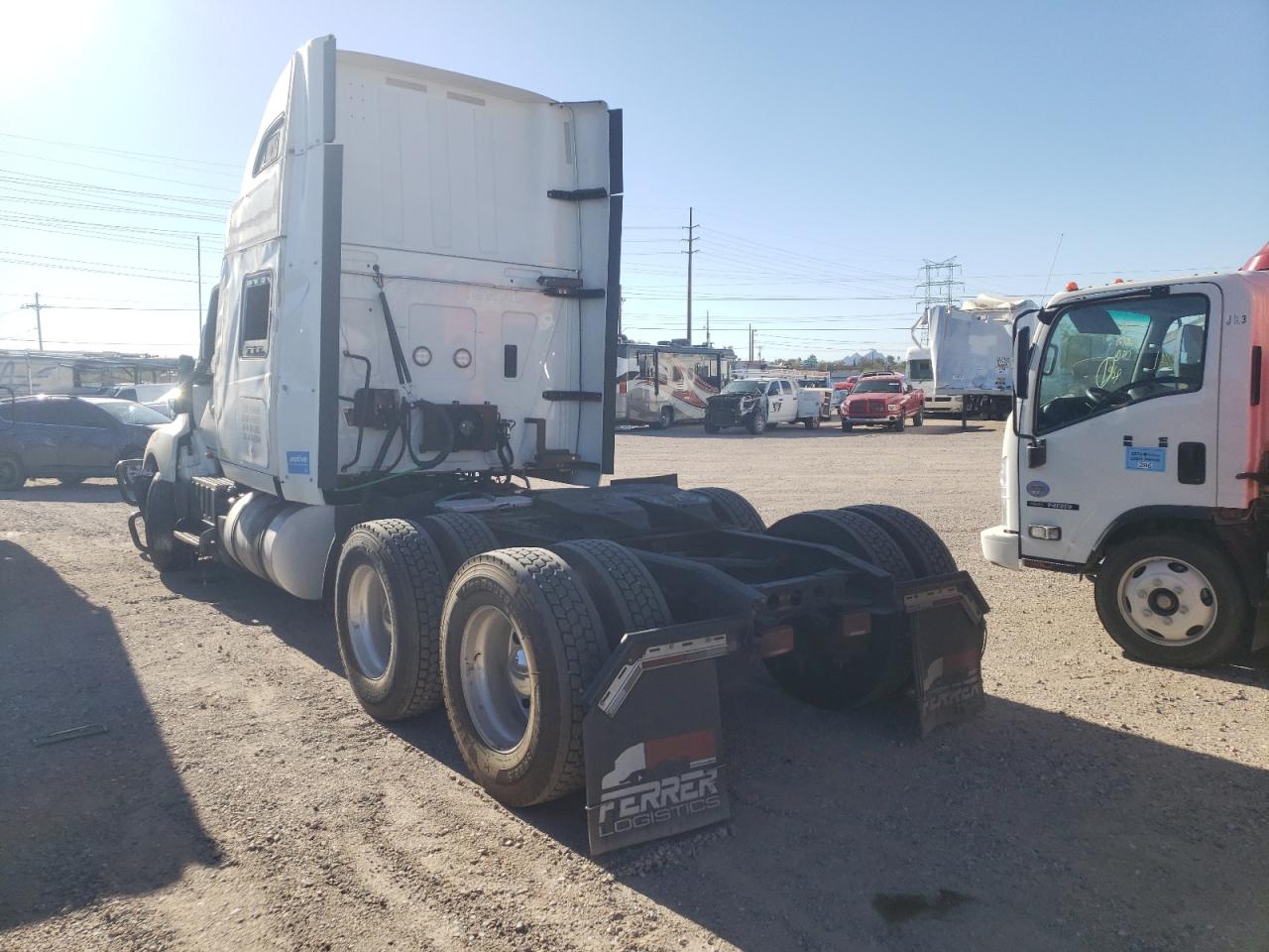 Image 3 of 2019 INTERNATIONAL LT625  2019 with VIN 3HSDZAPR4KN433842