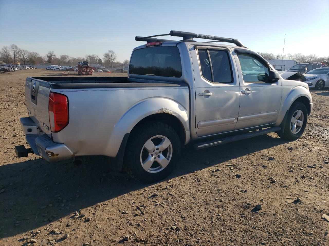 Изображение 3 2007 NISSAN FRONTIER CREW CAB LE 2007 с VIN 1N6AD07W07C417093