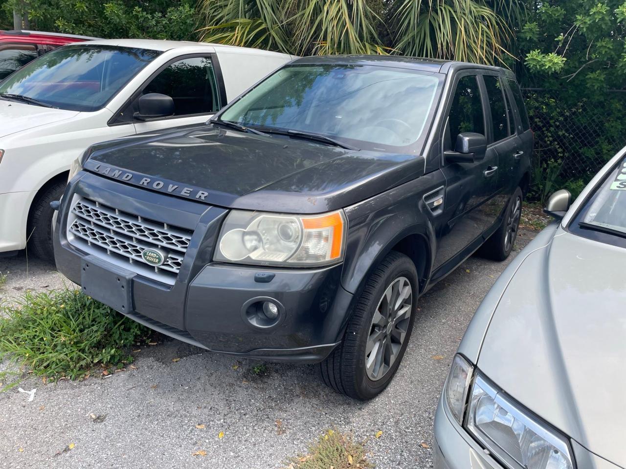 Obraz 2 z 2010 LAND ROVER LR2  2010 z VIN SALFP2BN8AH201828