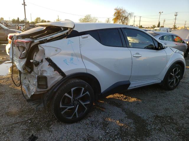 Изображение 3 2018 TOYOTA C-HR XLE 2018 с VIN NMTKHMBX3JR020789