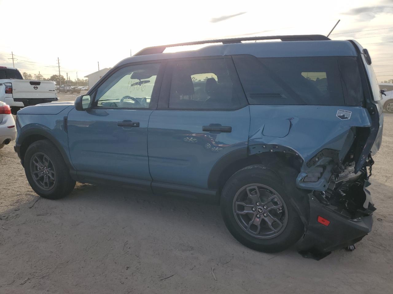 Obraz 2 z 2022 FORD BRONCO SPORT BIG BEND 2022 z VIN 3FMCR9B62NRD77215