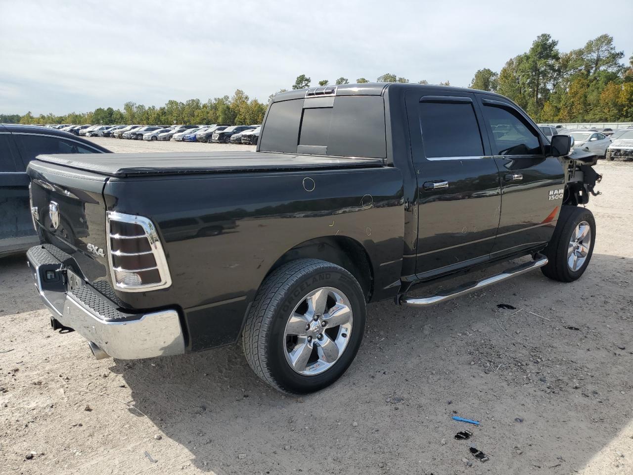 Изображение 3 2016 RAM 1500 SLT 2016 с VIN 3C6RR7LTXGG331919