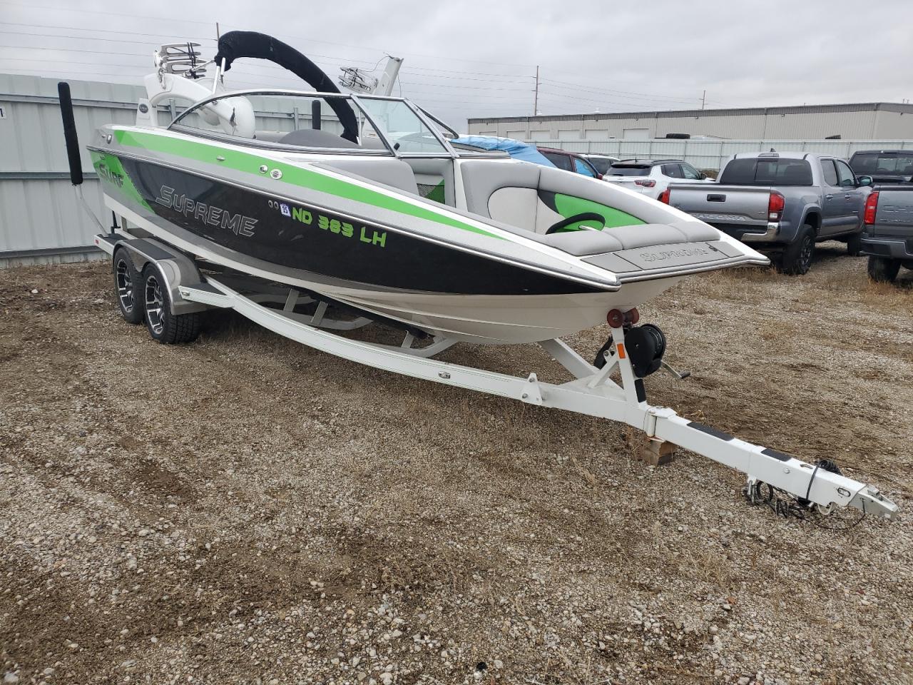 2014 BOAT SUPREME226 2014 image