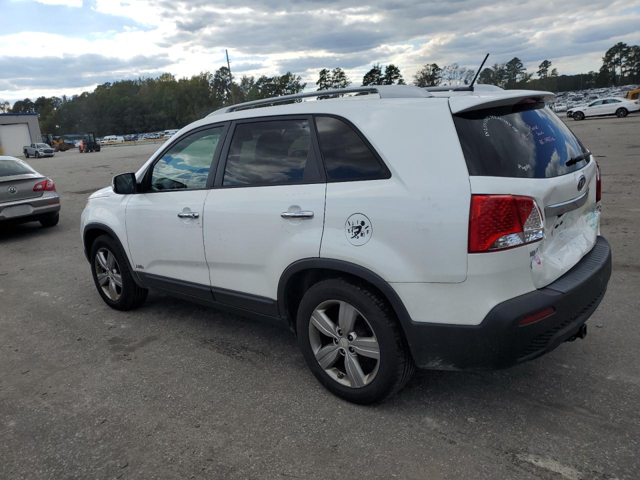 Изображение 2 2013 KIA SORENTO EX 2013 с VIN 5XYKUDA61DG400091