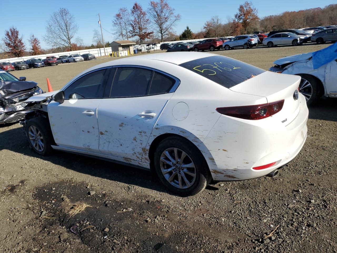 Изображение 2 2019 MAZDA 3  2019 с VIN 3MZBPABLXKM111251