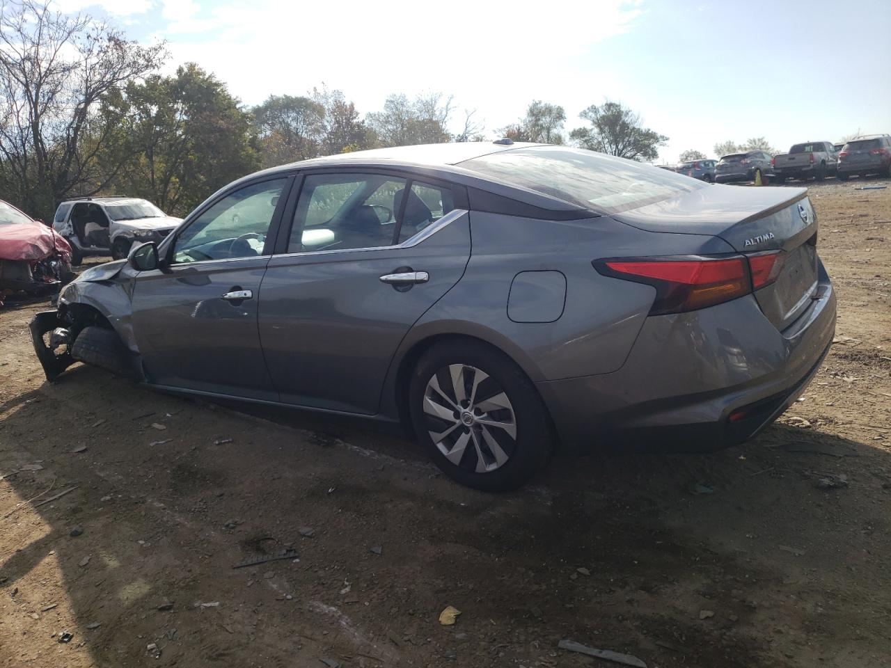 Изображение 2 2020 NISSAN ALTIMA S 2020 с VIN 1N4BL4BV3LC235954
