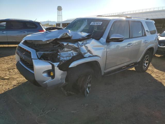 Obraz 1 z 2018 TOYOTA 4RUNNER SR5/SR5 PREMIUM 2018 z VIN JTEBU5JR3J5591688