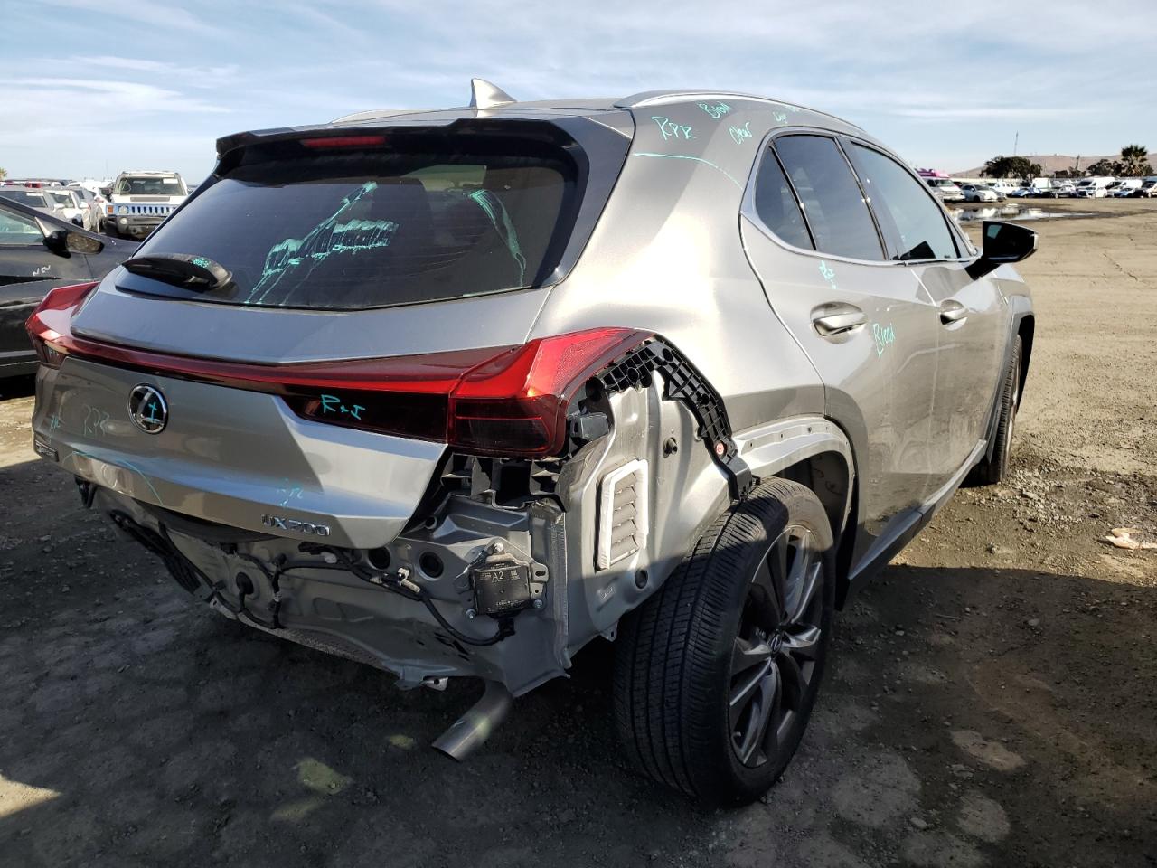 Image 3 of 2019 LEXUS UX 200 2019 with VIN JTHY3JBHXK2020684