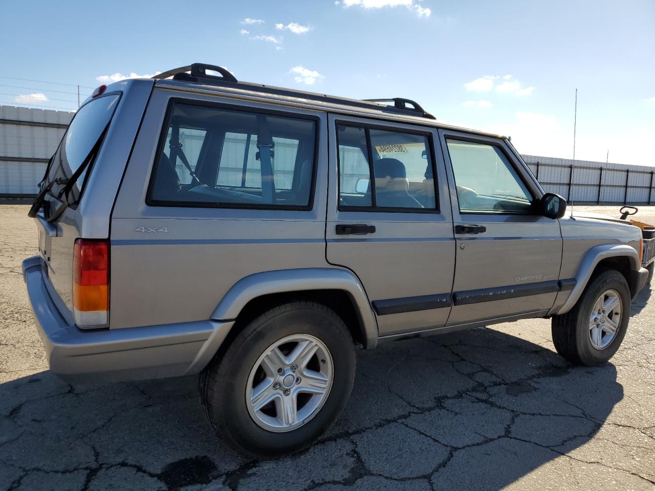 Изображение 3 2001 JEEP CHEROKEE SPORT 2001 с VIN 1J4FF48S01L510025