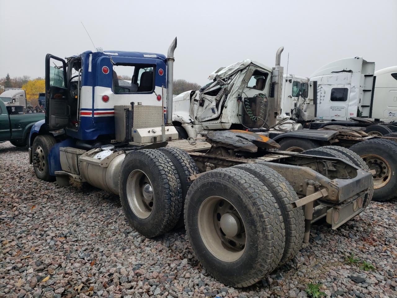 Изображение 3 2010 PETERBILT 384  2010 с VIN 1XPVDU9X9AD112452