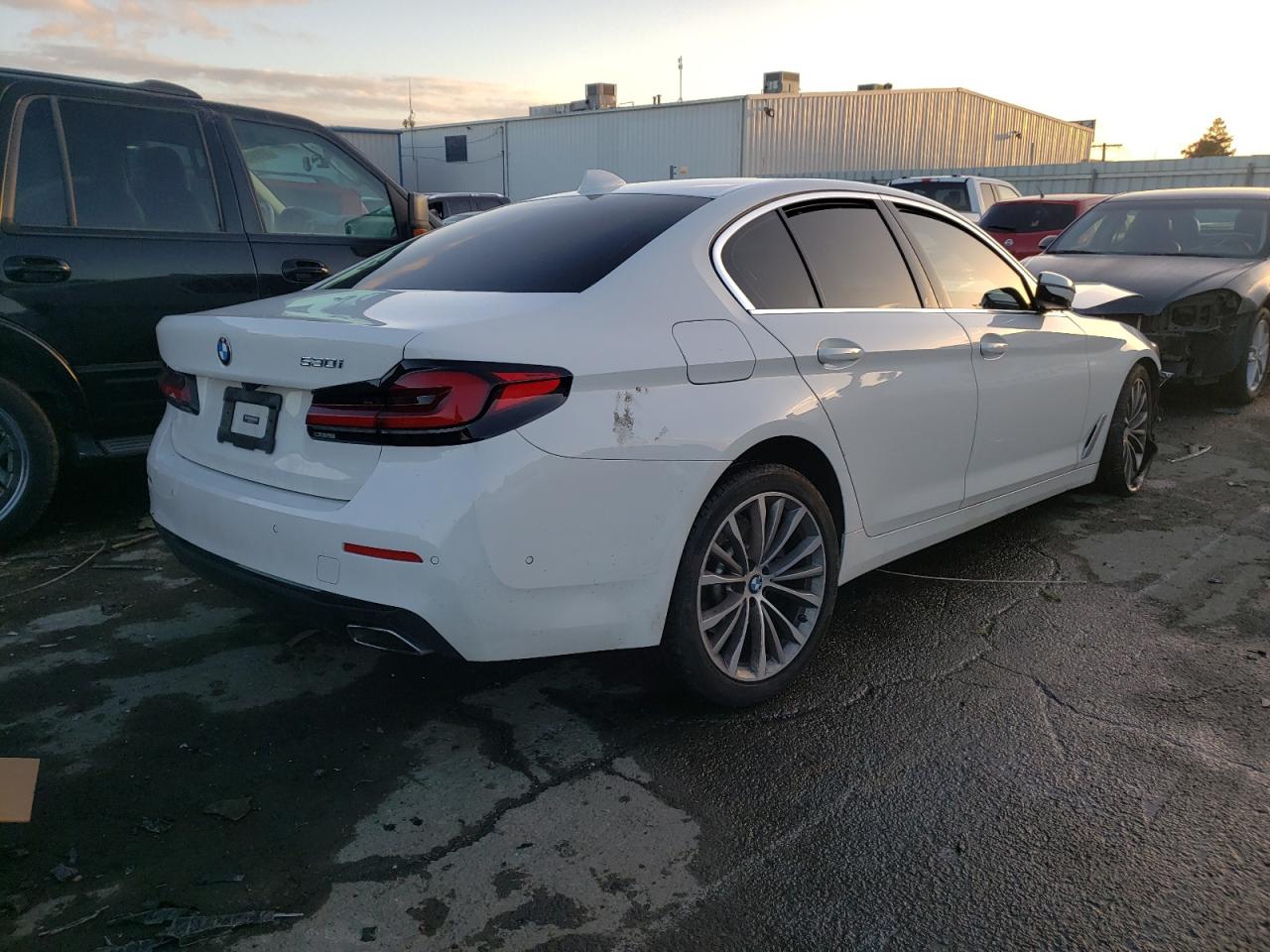 Изображение 3 2021 BMW 530 I 2021 с VIN WBA53BH06MCF82171
