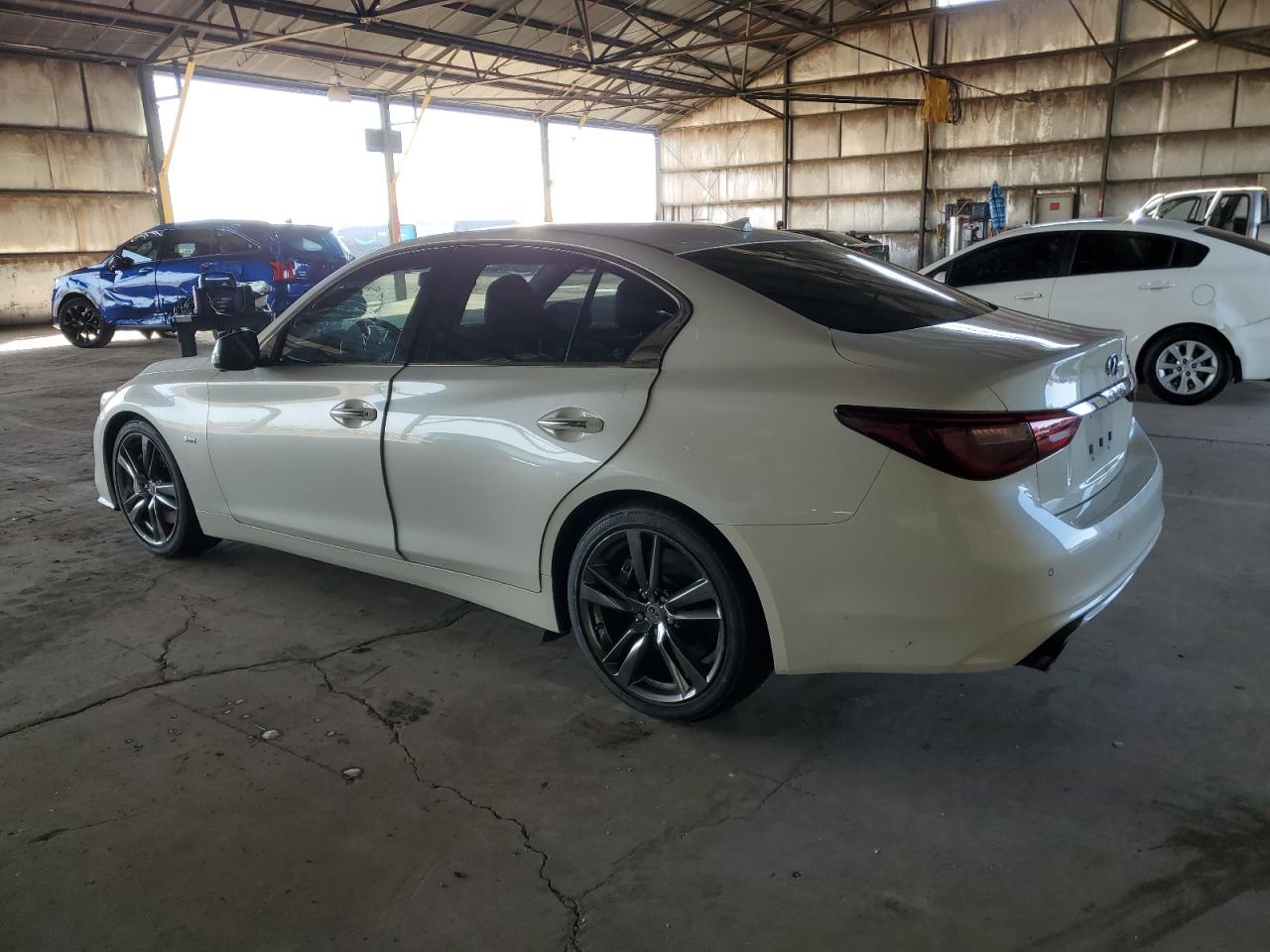 Image 2 of 2018 INFINITI Q50 LUXE 2018 with VIN JN1EV7AP7JM350007
