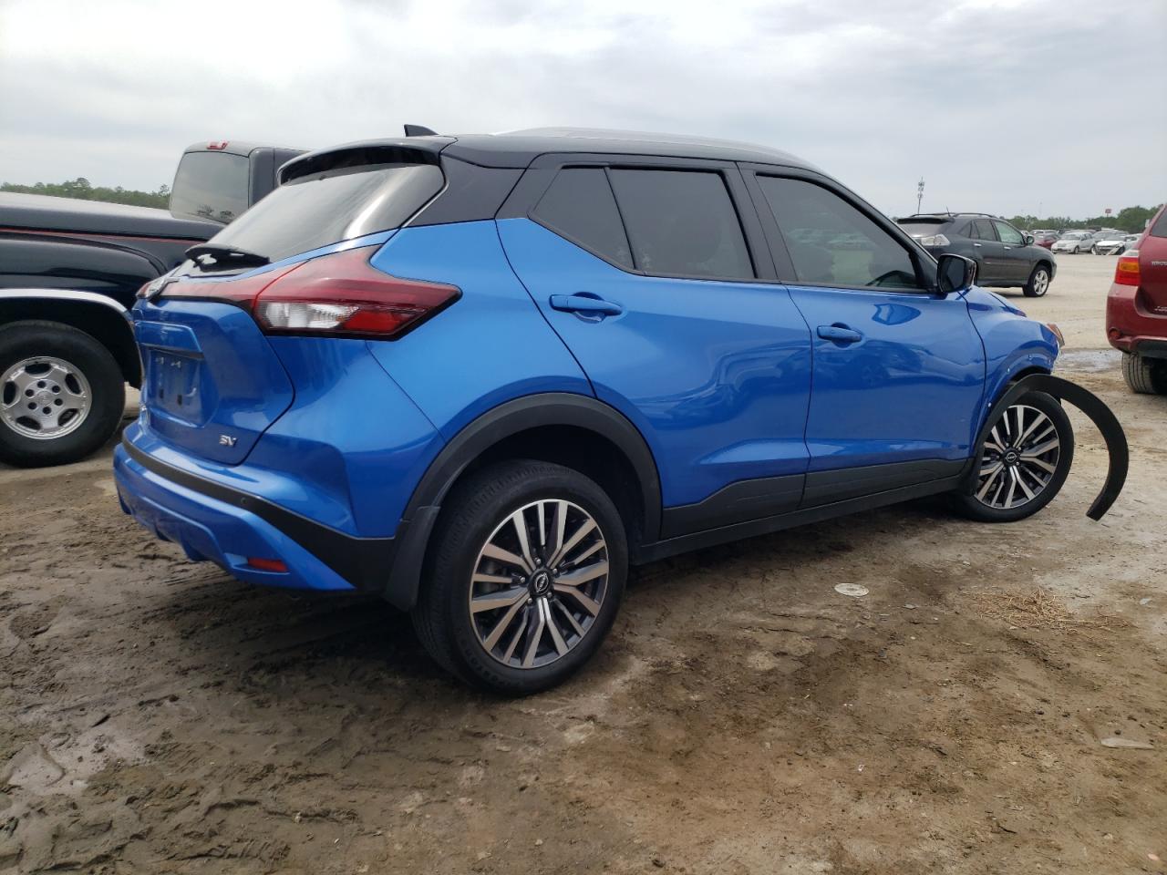 Изображение 3 2022 NISSAN KICKS SV 2022 с VIN 3N1CP5CV4NL481039