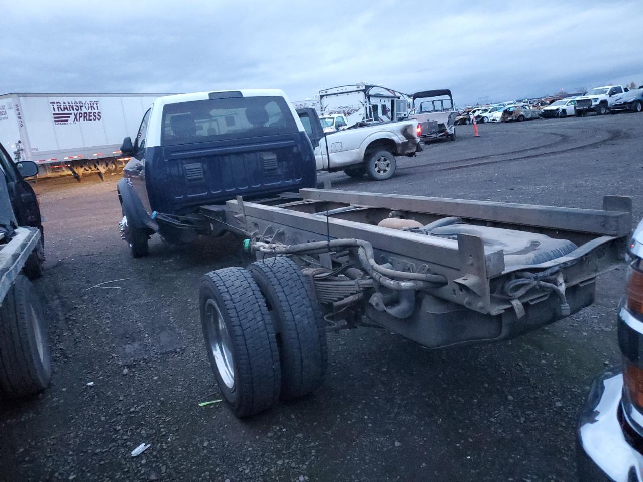 Obraz 2 z 2018 RAM 5500  2018 z VIN 3C7WRNCL9JG157576