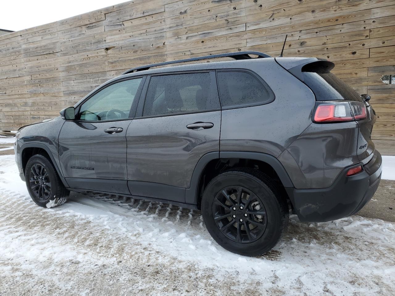 Изображение 2 2023 JEEP CHEROKEE ALTITUDE LUX 2023 с VIN 1C4PJMMBXPD110328