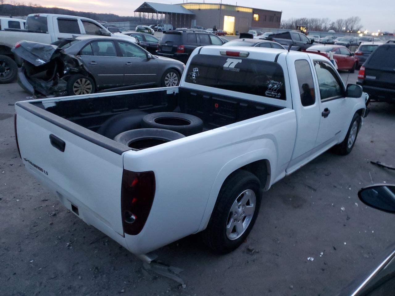 Изображение 3 2004 CHEVROLET COLORADO  2004 с VIN 1GCCS196148194548