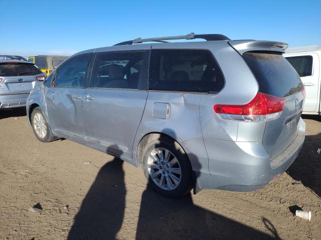 Obraz 2 z 2014 TOYOTA SIENNA XLE 2014 z VIN 5TDDK3DC1ES071438