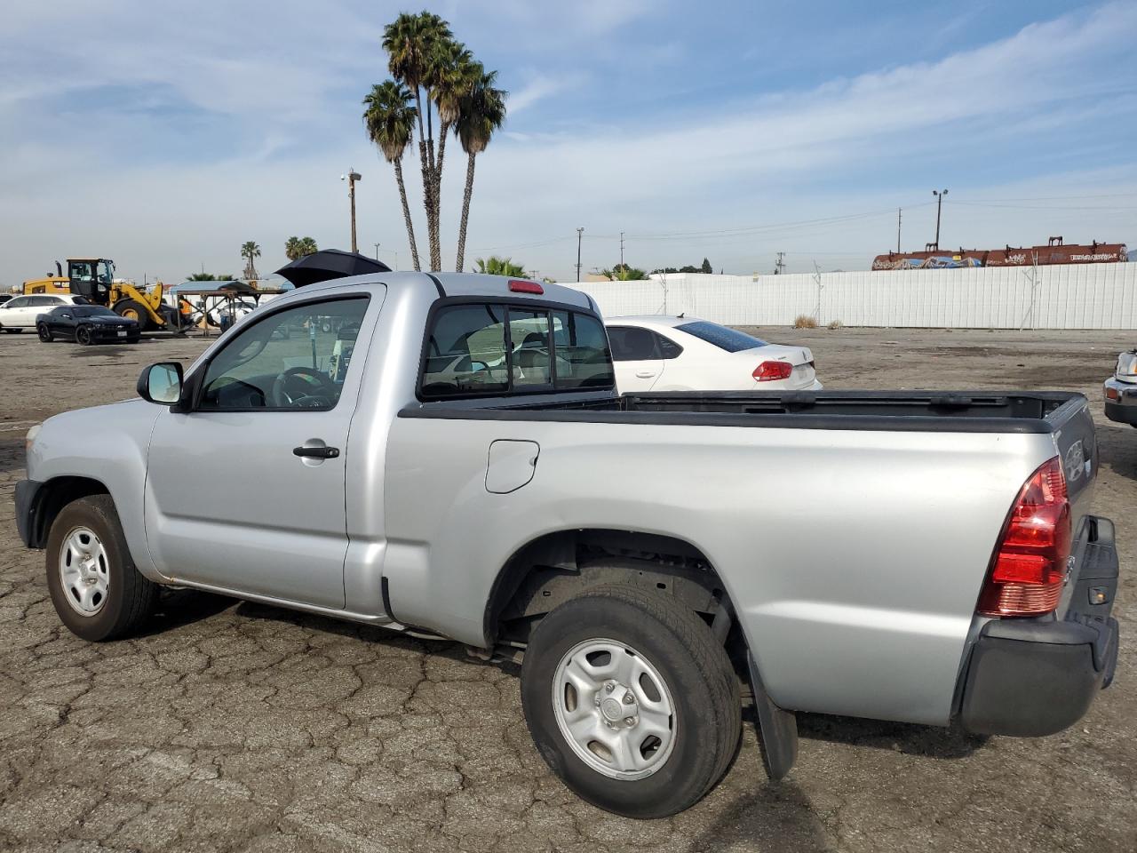 Image 2 of 2012 TOYOTA TACOMA  2012 with VIN 5TFNX4CN5CX010180