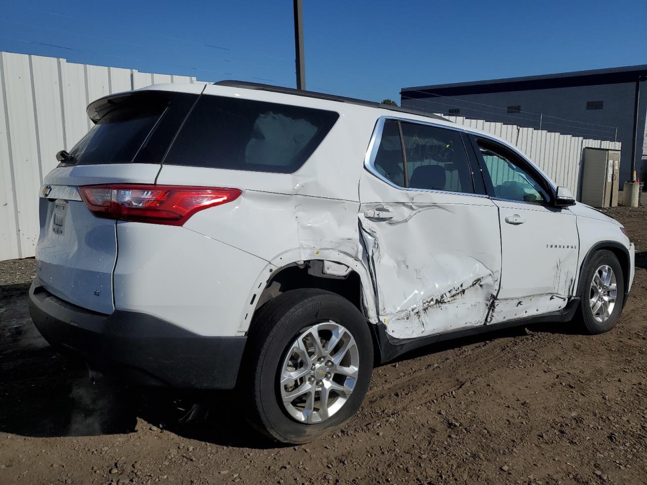 Изображение 3 2020 CHEVROLET TRAVERSE LT 2020 с VIN 1GNERGKW2LJ180481